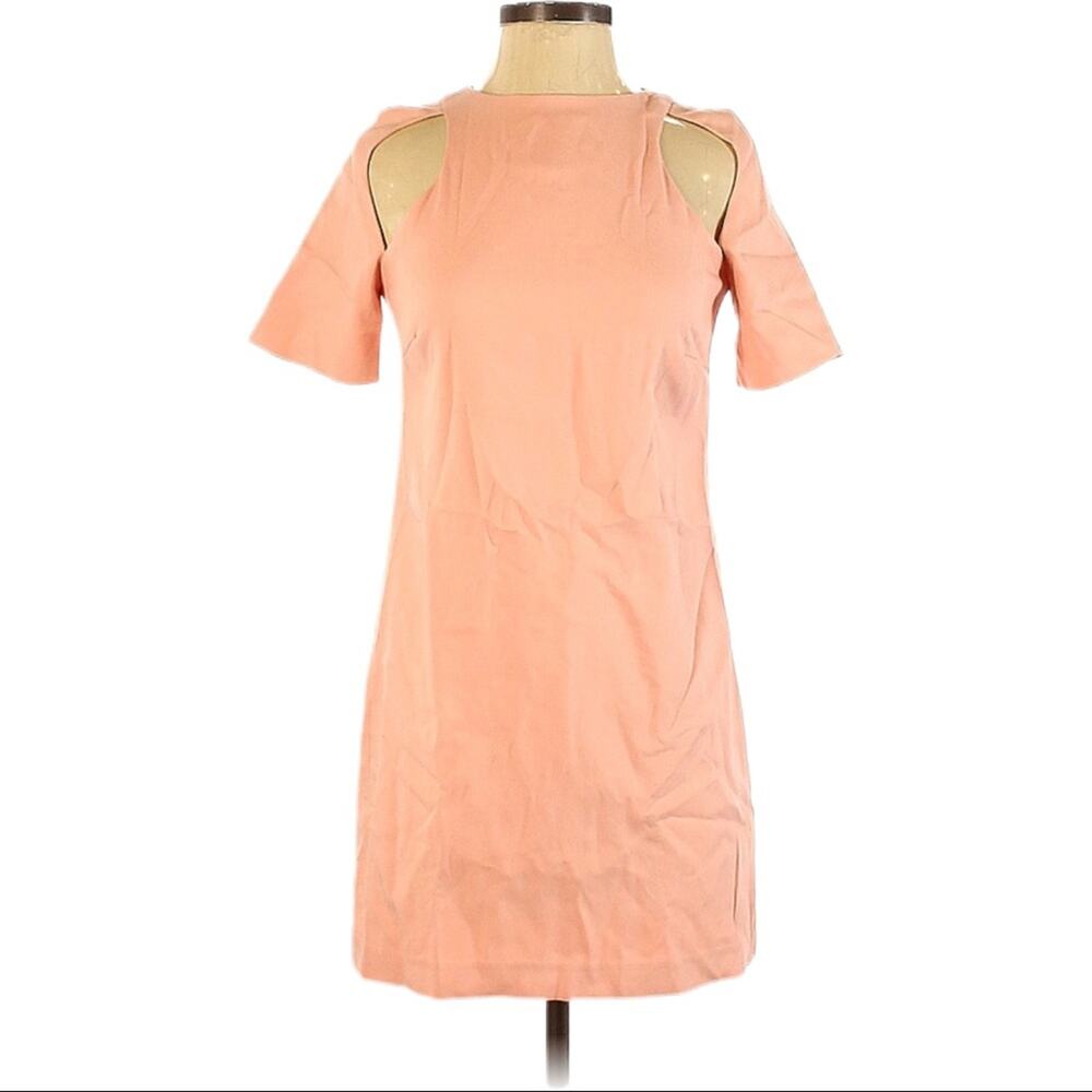 Elliatt Shirt Sleeve Cut Out Shoulder Mini Shift Dress Women’s Size X-Small Pink